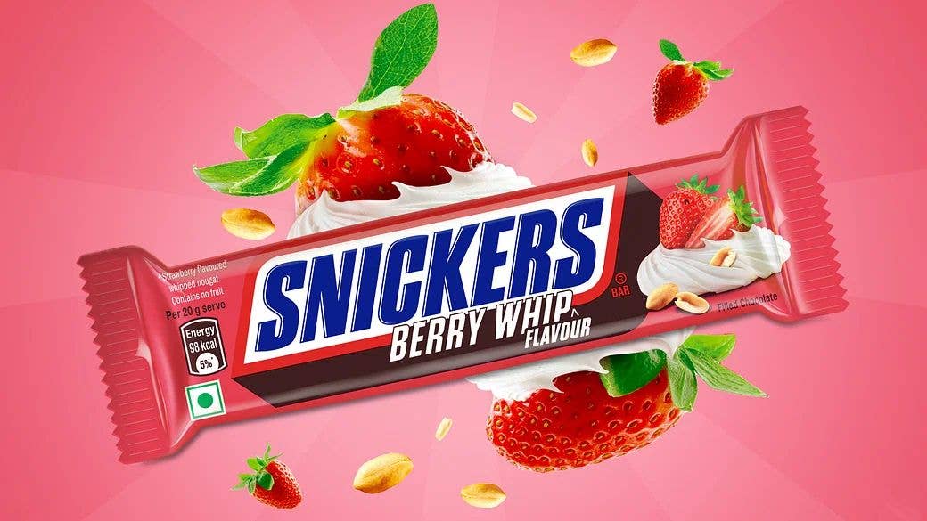 Barra individual de Snickers Berry Whip de 40 g